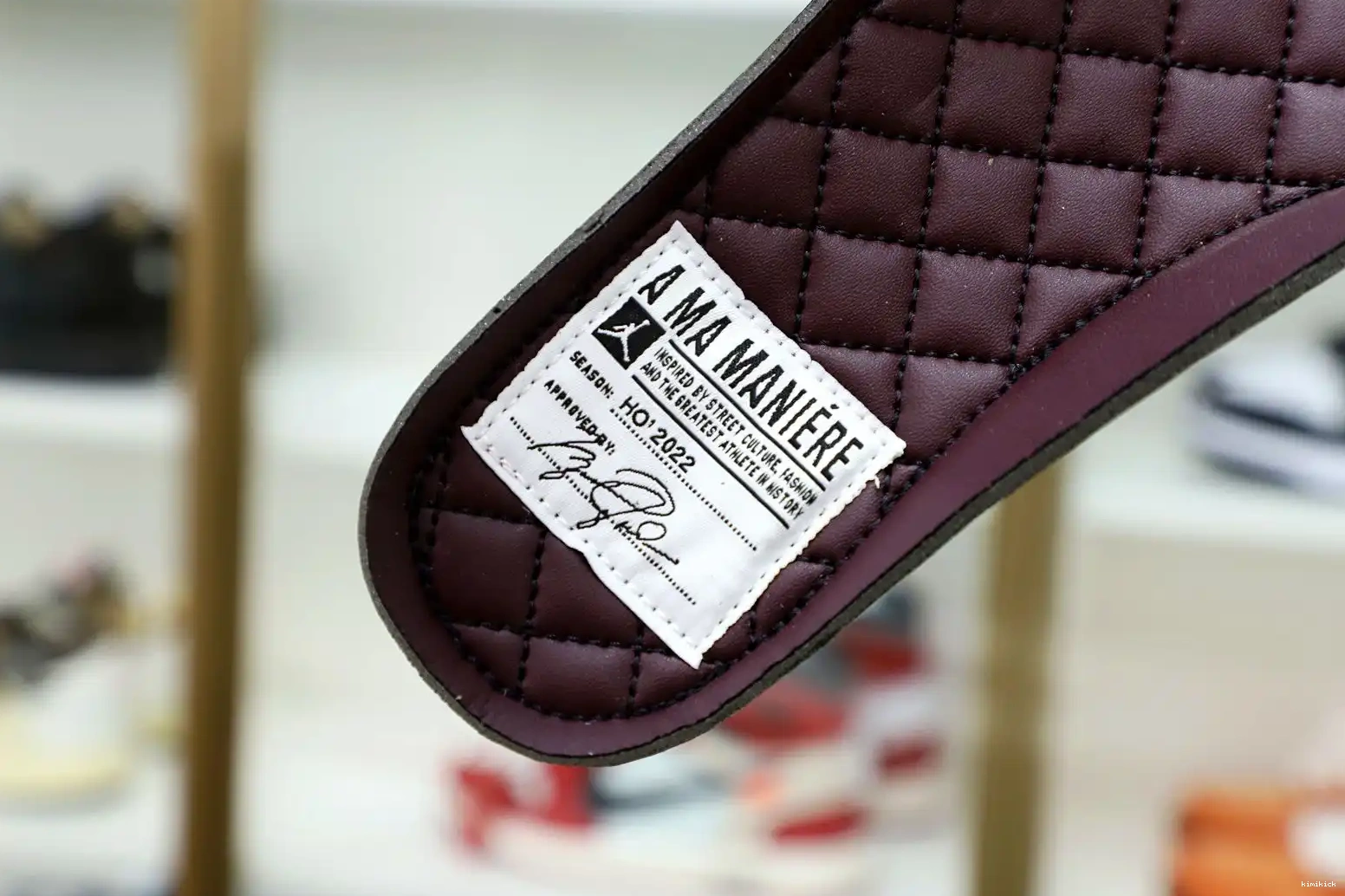 Kimikick AIR AM 4 JORDAN 0425